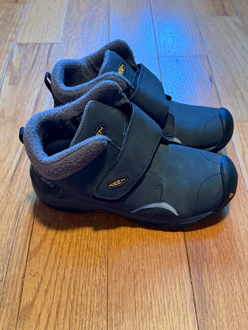 Keen Velcro Kids Boot